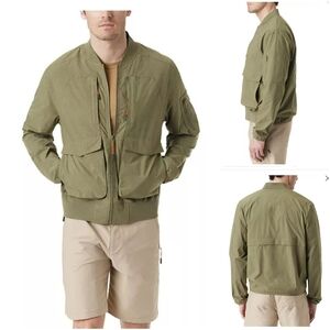BASS OUTDOORMen's Size M Easy-Pack Travel Bomber Jacket Green
